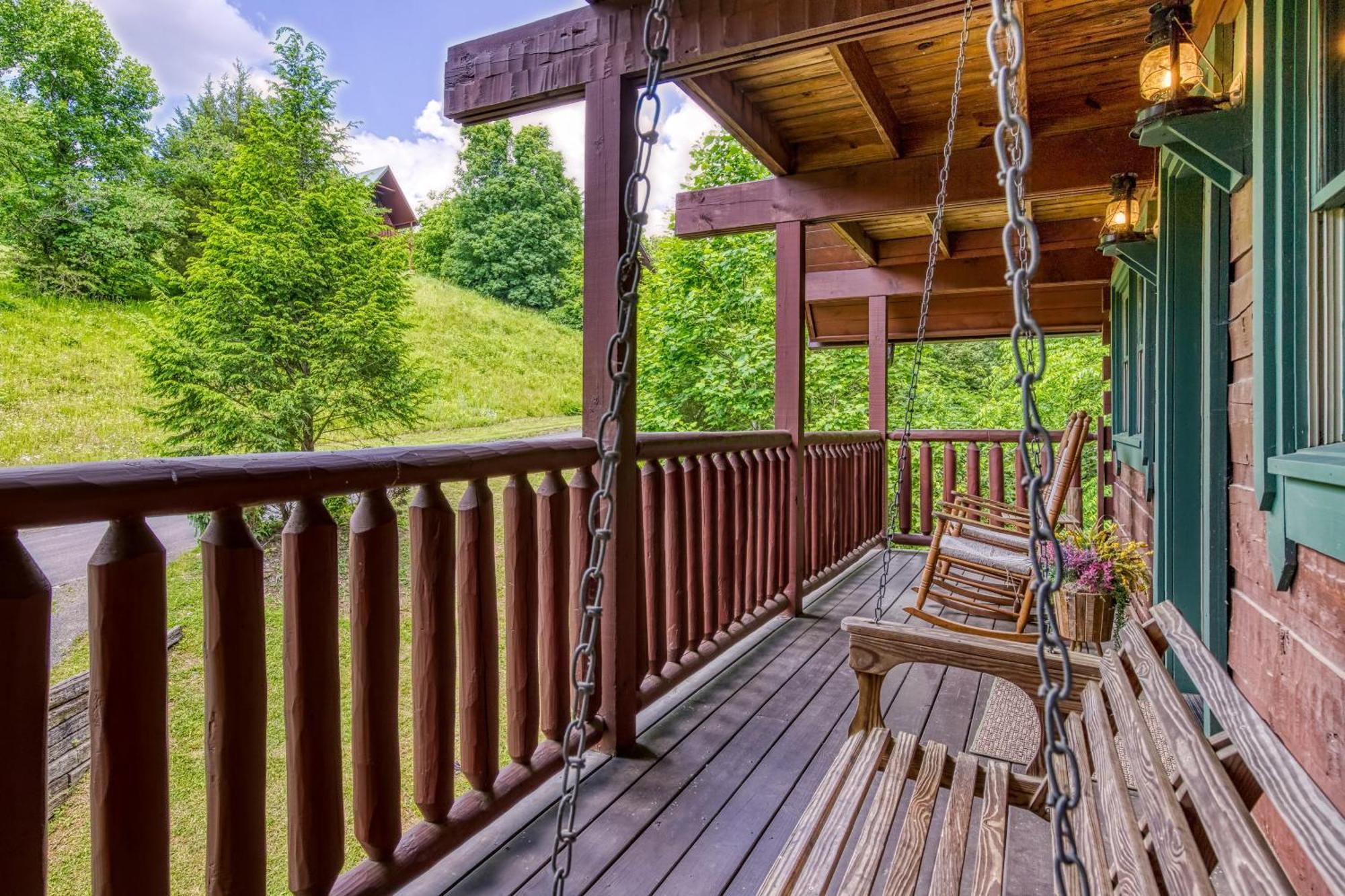 Bridgewood Cabin, Hot Tub, 1089 Of Free Attraction Tickets For Each Paid Day, Dollywood And More! Pigeon Forge Exteriér fotografie